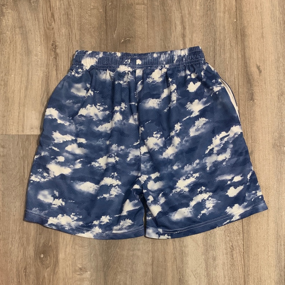 Classic Basic Ee Eric Emanuel Blue And White Clou… - image 4